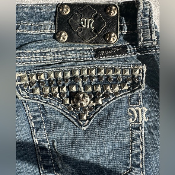 Miss Me Vintage Y2K Jean Shorts - Picture 8 of 9